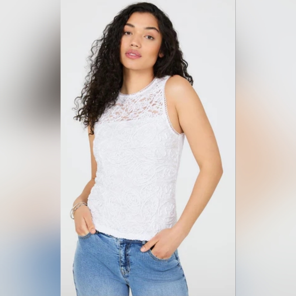 Suzy Shier White Lace Tank Top